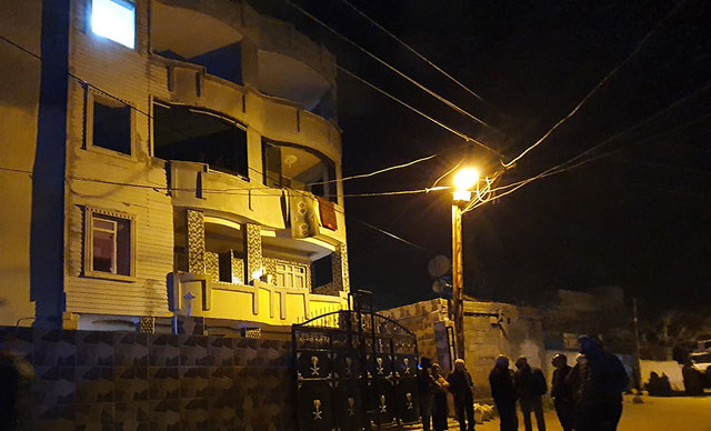 Evlenmelerine izin verilmeyince el ele tutuşup 4’üncü kattan atladılar