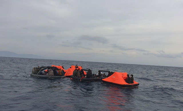İzmir’de 164 kaçak göçmen kurtarıldı