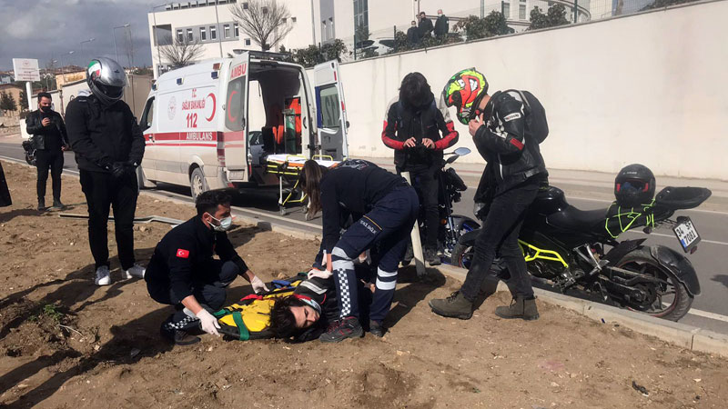 Bursa’da motosiklet devrildi: 1 yaralı