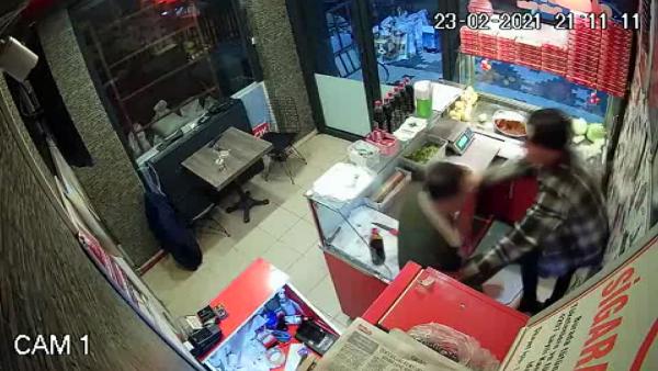 Çiğ köfte ‘acılı’ diye çalışana saldırmıştı! Flaş gelişme…