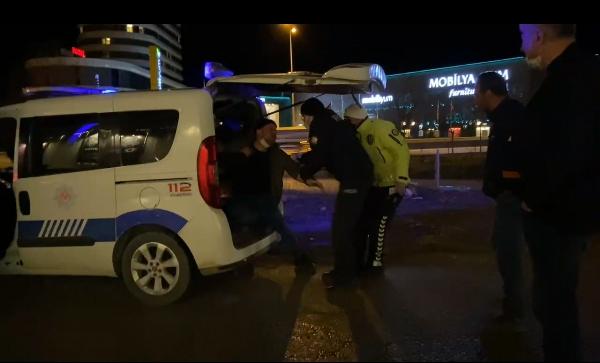 Bursa’da kovalamacanın ardından yakalandı! Arkadaşı ‘Beni de gözaltına alın’