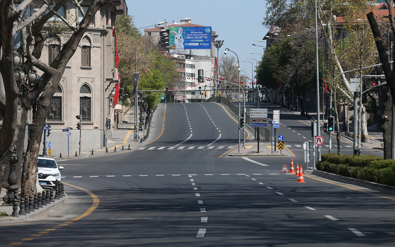 Hafta sonu sokağa çıkma yasağı olan iller hangileri? Hafta sonu sokağa çıkma yasağı olan iller hangileri?