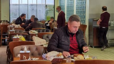 Bursa’da lokantalara giden vatandaşlar: ‘Kuru fasulyeyi özledik’