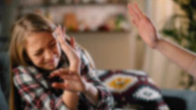 Kızını döven babaya hakimden şok tepki! Bir tokat atmışım çok mu?