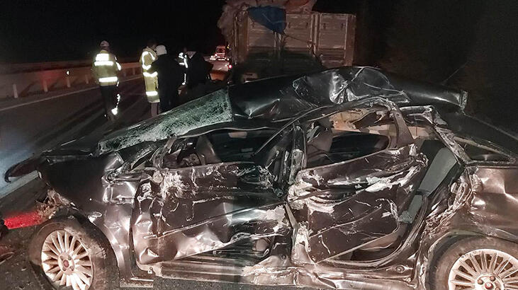 Kaza yapan sürücüye yardım için duran 2 araca kamyon çarptı! 1 ölü, 2 yaralı