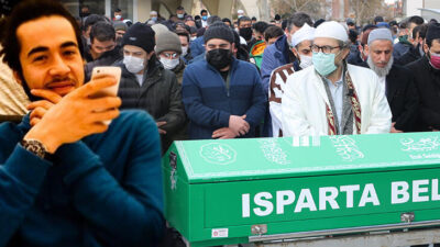 En zor görev! Oğlunun cenaze namazını kıldırdı