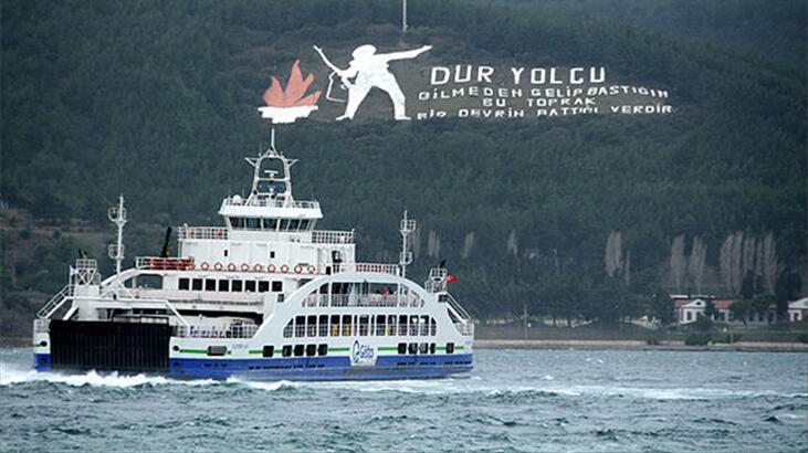 Feribot seferleri fırtına nedeniyle iptal edildi Feribot seferleri fırtına nedeniyle iptal edildi