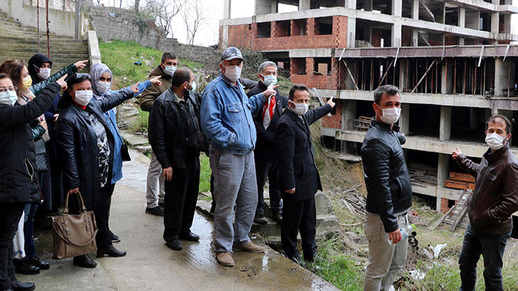 50 daireyi kayınvalidesinin üzerine geçirdi! Ortalık karıştı