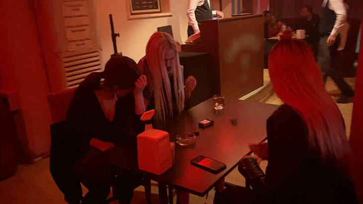 Pavyona çevrilen lokantada yine aynı manzara