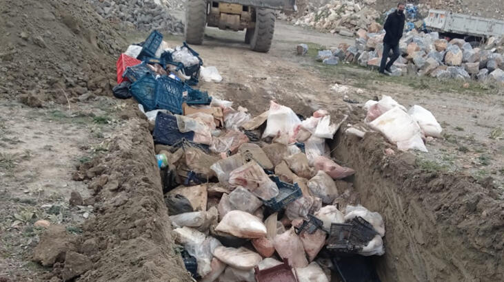 3 ton ele geçirildi! Sağlıksız gıdalar imha edildi