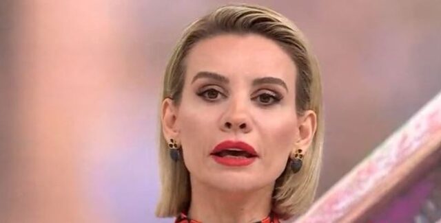 Esra Erol’u çileden çıkarttı! Canlı yayında her şeyi itiraf etti