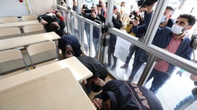 6,7 şiddetindeki Van depremi İnegöl’de canlandı