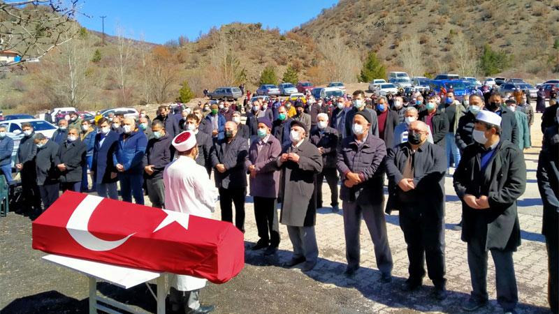 Doğum günü kutlamasında başından vurularak ölen savcıya son görev