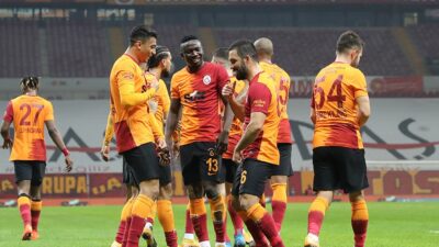 Şampiyonluk yarışını sürdüren Galatasaray, gelecek sezonun kadrosunu oluşturmak için çalışmalara