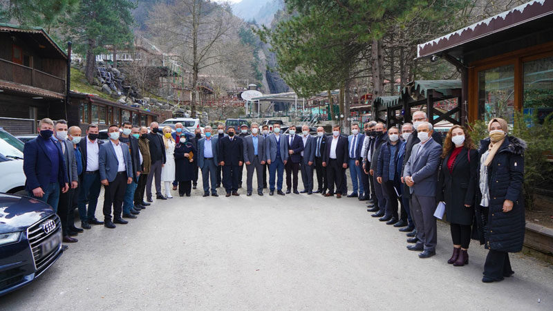 Başkan Tanır: Birliğimizi, beraberliğimizi koruyacağız Bursa Kestel Belediye Başkanı Önder Tanır, muhtarlarla istişare toplantısında bir