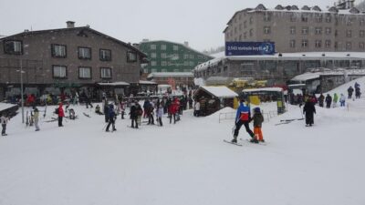 İklim değişikliği Uludağ’da kayak sezonunu ileri kaydırdı