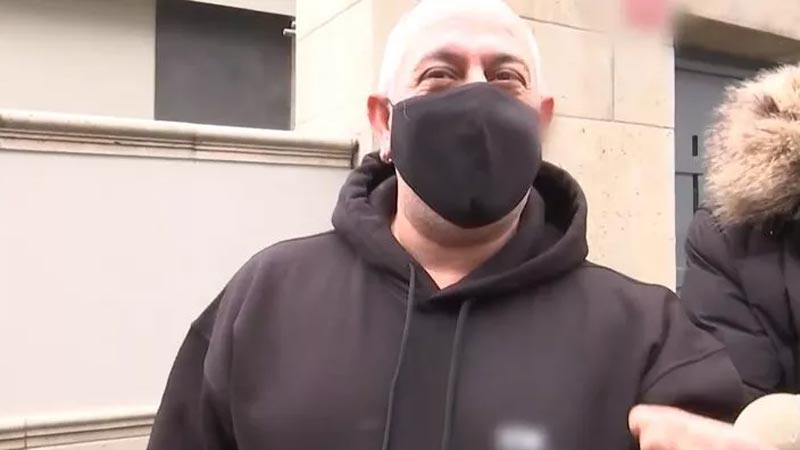 Cem Yılmaz’dan manidar mesaj: Eski aşklara yer yok