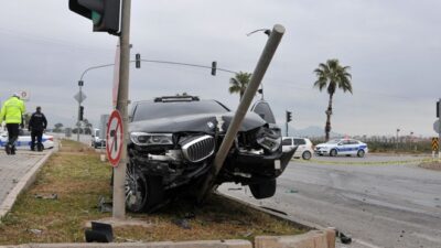 Ünlü armatör kazaya karıştı: 2 ölü, 4 yaralı