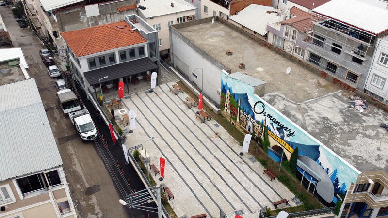 Osmangazi Belediyesi, Yenibağlar Mahallesi Deryanur Camii için inşa ettiği, içerisinde
