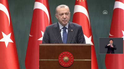 Cumhurbaşkanı Erdoğan açıkladı; Yasaklar kademeli kalkıyor…
