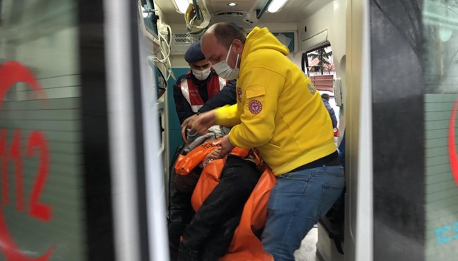 30 yıl hapis cezasını duyunca bayıldı 30 yıl hapis cezasını duyunca bayıldı