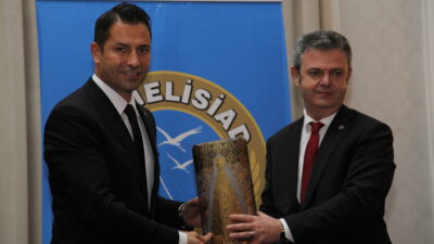 RUMELİSİAD’da bayrak değişimi!