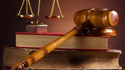 12 yıllık davada karar! Bursa’da çocuğa boşanan annenin soyadı