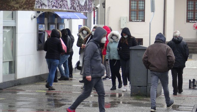 Vali ‘Vaka sayısı yüksek’ deyip uyardı: Cumartesi dışarı çıkmayalım