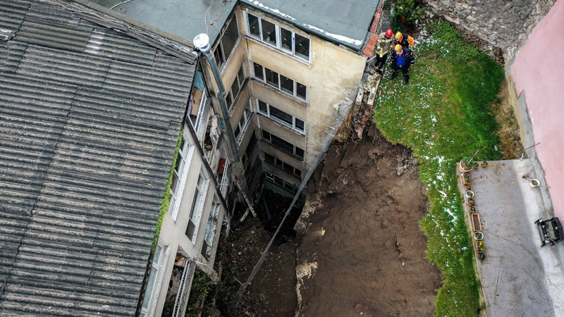 Bursa’daki toprak kaymasıyla ilgili Başkan Aktaş’tan açıklama