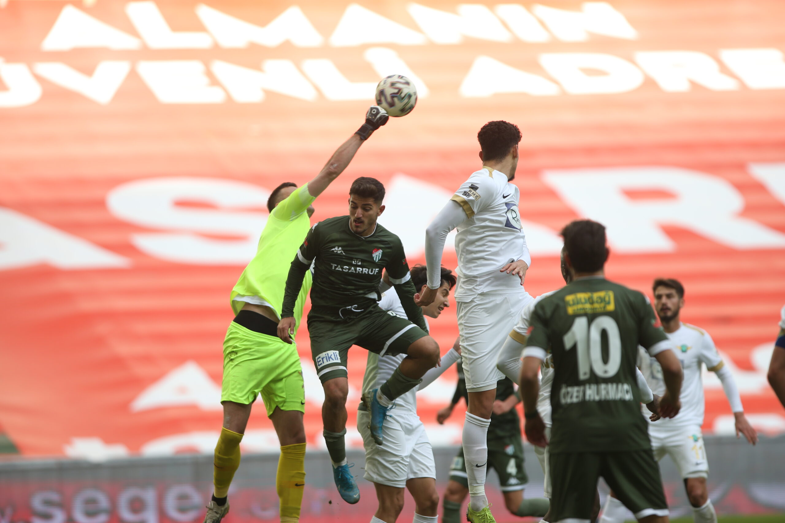 Bursaspor play-off’a kalabilecek mi? En yetkili isim açıkladı…