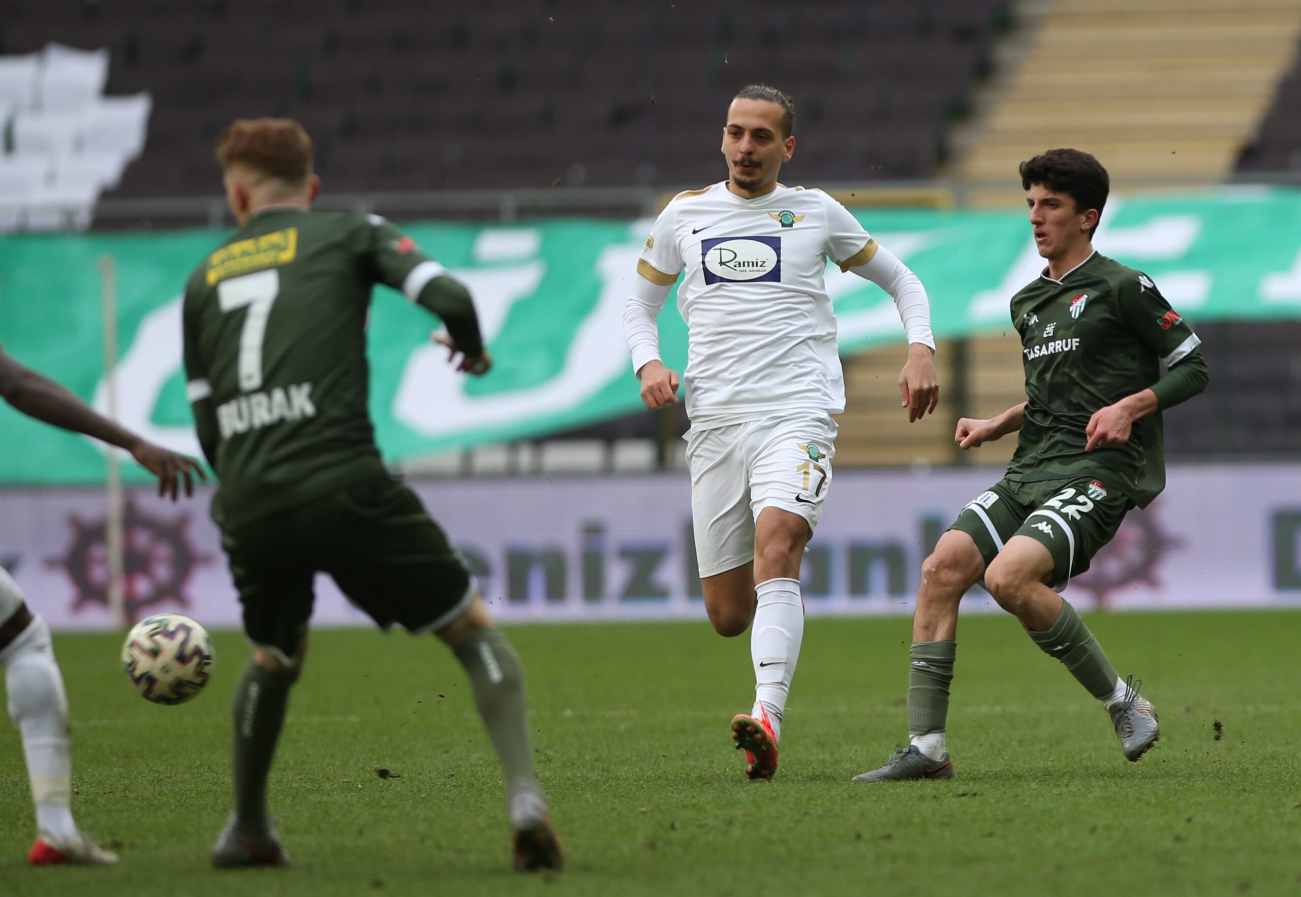 Batalla bile hayran kaldı! Bursaspor’dan bir yıldız daha… Batalla bile hayran kaldı! Bursaspor’dan bir yıldız daha…