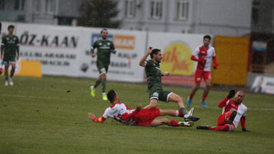 Bursaspor’a yine hakem darbesi! Bolu’da kritik kayıp…