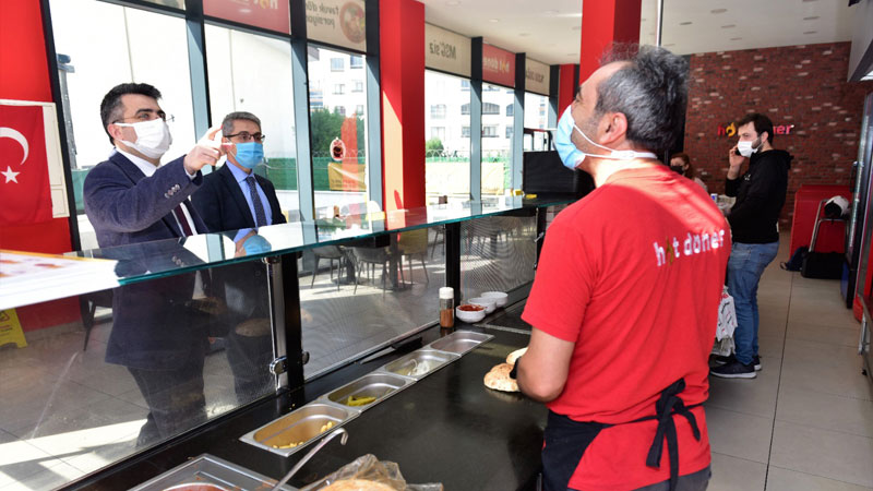 Kepenk açan esnafa Başkan Yılmaz’dan ziyaret