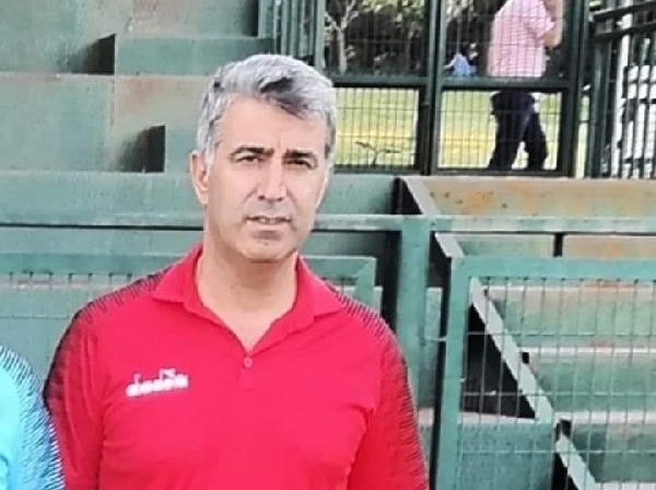 Bursa’da amatör küme ekiplerinden Bağlarbaşı Spor Kulübü antrenörlerinden Ergün Kaya,