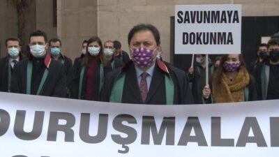 Bursalı avukatlardan sessiz eylem!