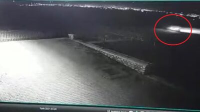 Bursa’da ölüm böyle geldi! 2 gencin hayatını kaybettiği son anları kamerada…