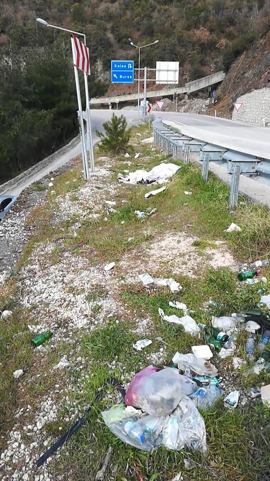 Bursa’da utanılacak görüntü Bursa’da utanılacak görüntü