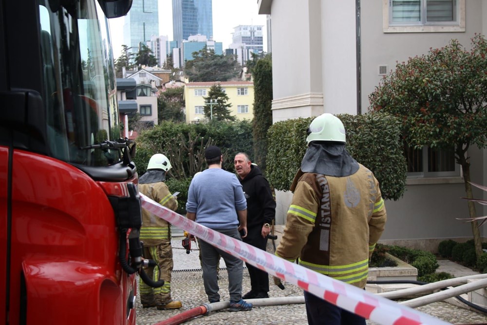 Cem Yılmaz’ın evinde şok gelişme! Cem Yılmaz’ın evinde şok gelişme!