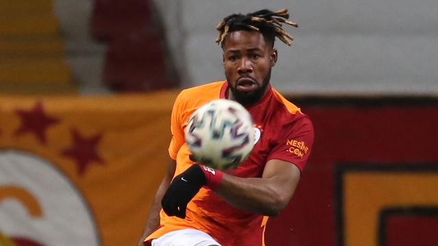 FIFA, Demokratik Kongolu futbolcu Christian Luyindama'nın milli takımda geçirdiği sakatlık