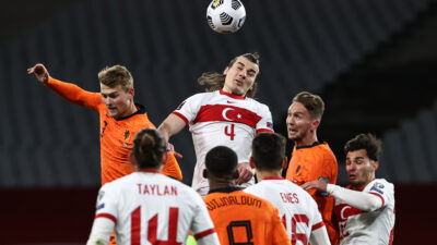 2022 Dünya Kupası Elemeleri G Grubu ilk maçında Hollanda'yı 4-2