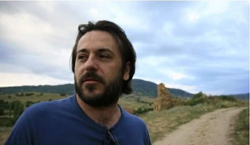 Ünlü oyuncu koronavirüse yenik düştü!