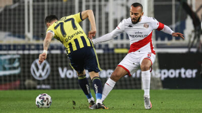 Süper Lig'de 28. haftası sona erdi... Günün ilk maçlarında Trabzonspor, deplasmanda
