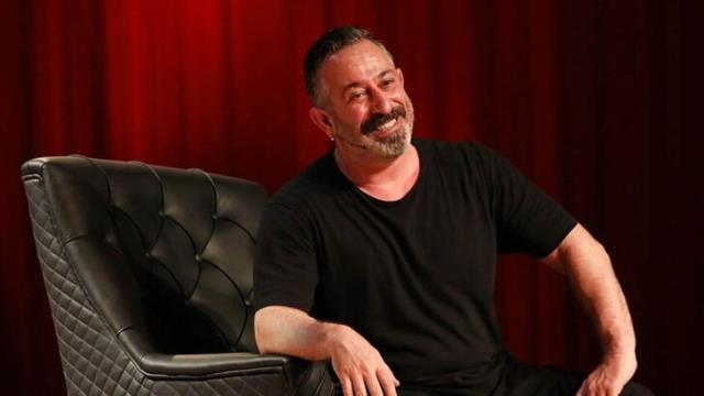 Gösterisinin biletleri bir günde tükenen Cem Yılmaz, sosyal medyadan havasını attı