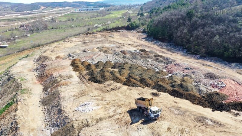 Bursa’da özellikle dere kenarları ve verimli tarım alanlarına kaçak olarak