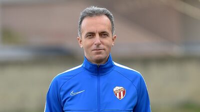 Misli.com 2.Lig'de kötü günler geçiren İnegölspor'da Teknik Direktör Özgür Şahin'le