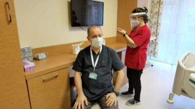 İnegöl Devlet Hastanesi Başhekimi Göçmen’de mutasyonlu koronavirüs tespit edildi