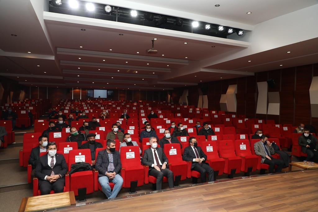 İnegöl’de sürü yönetimi eğitimi başladı İnegöl’de sürü yönetimi eğitimi başladı