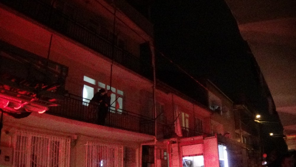 Bursa’da büyük panik! Herkes sokağa çıktı… Bursa’da büyük panik! Herkes sokağa çıktı…