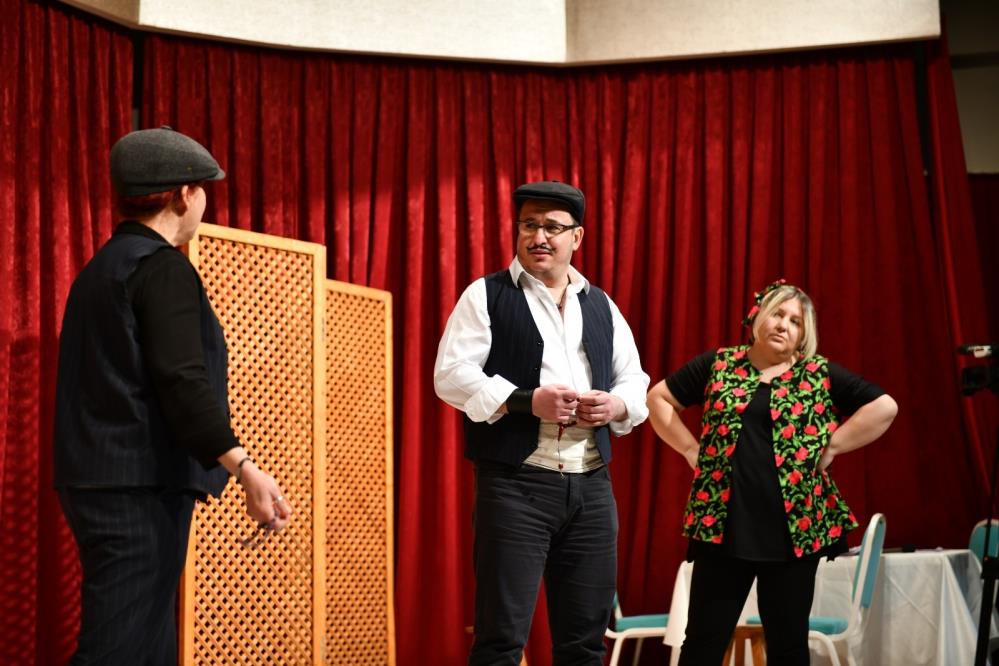 Bu fotoğrafa dikkat! Bursalı hangi belediye başkanı ‘rol’ yaptı? Bu fotoğrafa dikkat! Bursalı hangi belediye başkanı ‘rol’ yaptı?