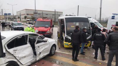 Bursa’da feci kaza! Bölge müdürü ve eşi yaralı…